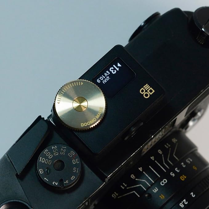 OLED Light Meter, Meter S Brass Version, New Screen Design, Real-time Metering and One-Button Metering for Vintage Cameras (Brass Dial)